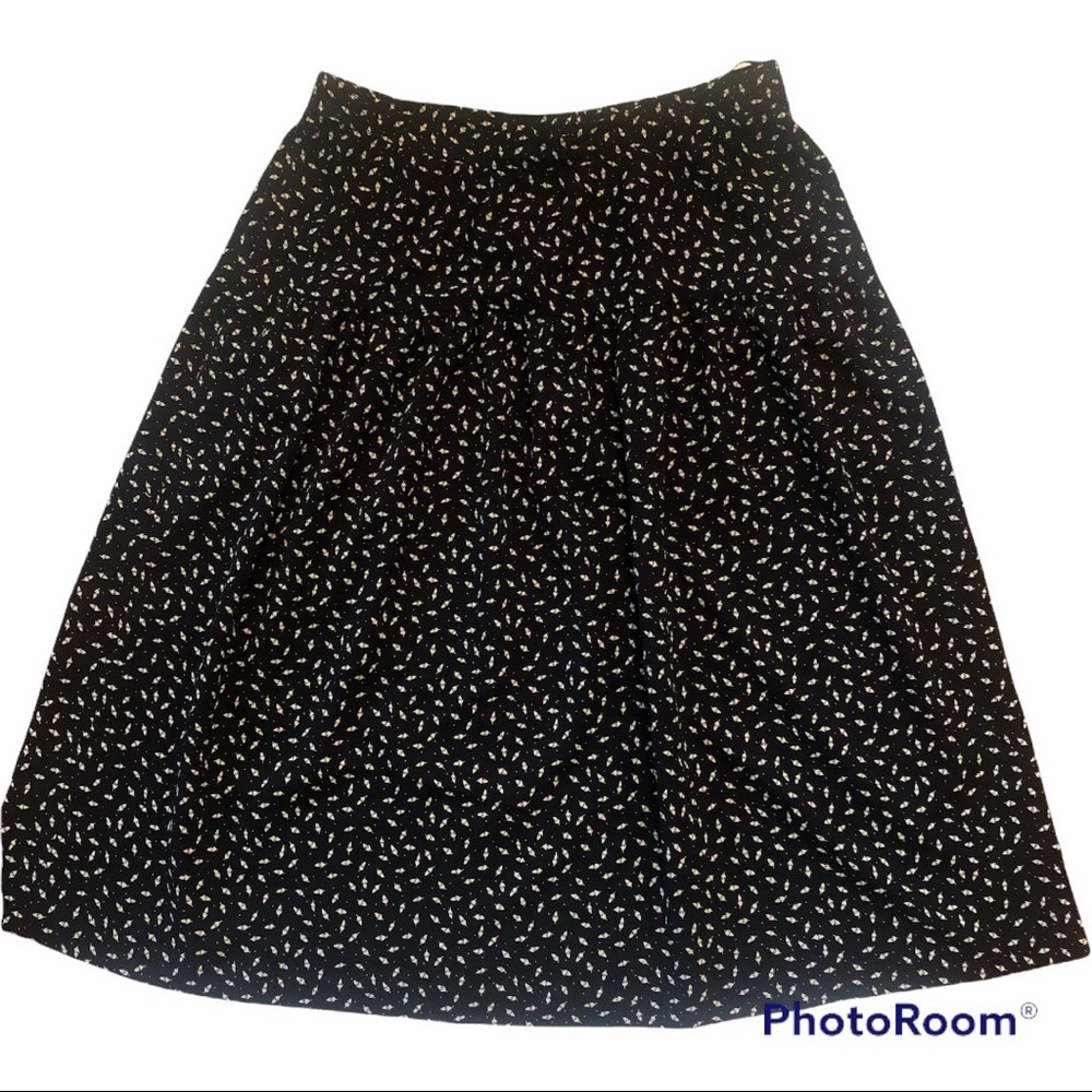 Black and white floral print skirt, Sz S